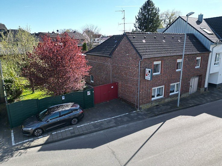 Foto Charmantes Einfamilien mit Potential, gr. Garten und Werkstatt in Geilenkirchen-Immendorf