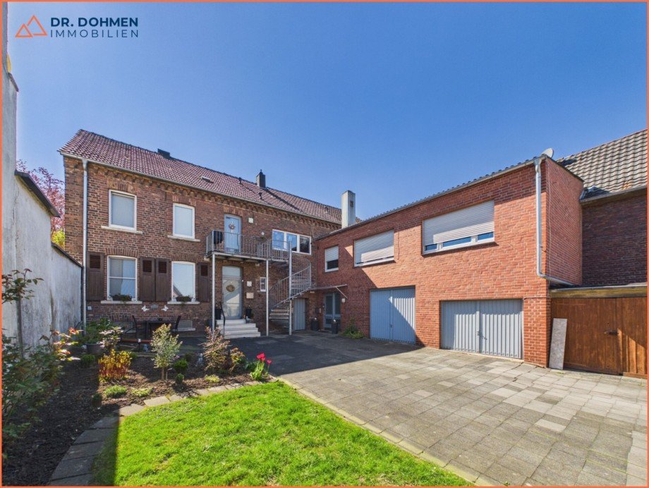 Front Mehrfamilienhaus H�ckelhoven-Brachelen