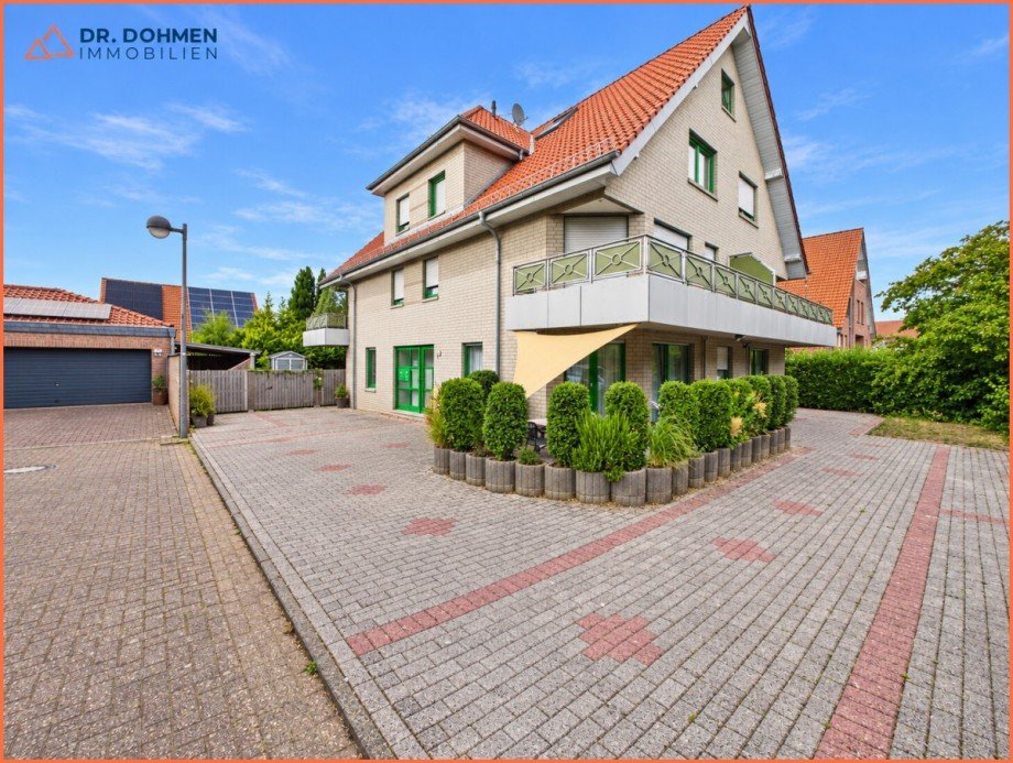 Front ll Mehrfamilienhaus Baesweiler