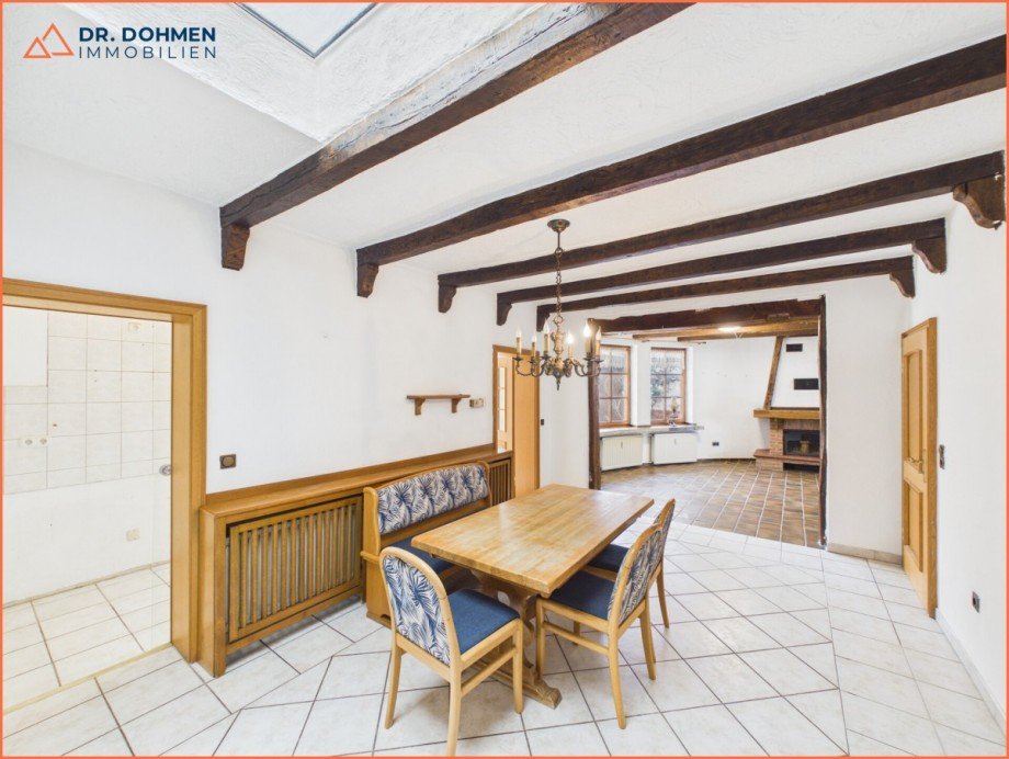 4 Zweifamilienhaus Geilenkirchen / W�rm