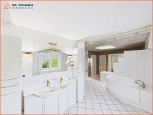 Bad Bungalow in zweiter Reihe mit Wellness-Oase in �bach-Palenberg