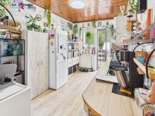 K�che Attraktive Traditionsgastst�tte mit Biergarten, drei Wohnungen und Garten in H�ckelhoven-Brachelen