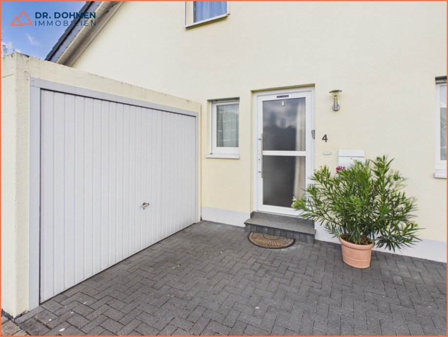 01.1 Front Einfamilienhaus Erkelenz / Immerath