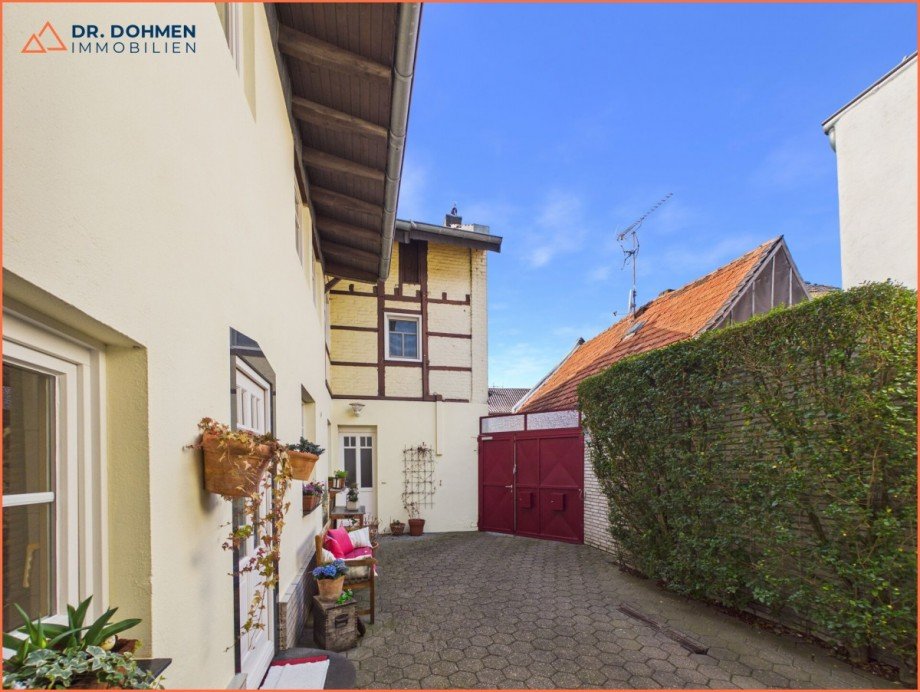 Innenhof Zweifamilienhaus H�ckelhoven / Brachelen