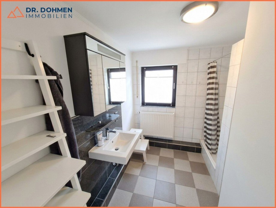 Badezimmer Dachgeschosswohnung H�ckelhoven - Brachelen