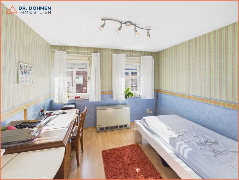 Zimmer 1 OG Zweifamilienhaus H�ckelhoven / Brachelen