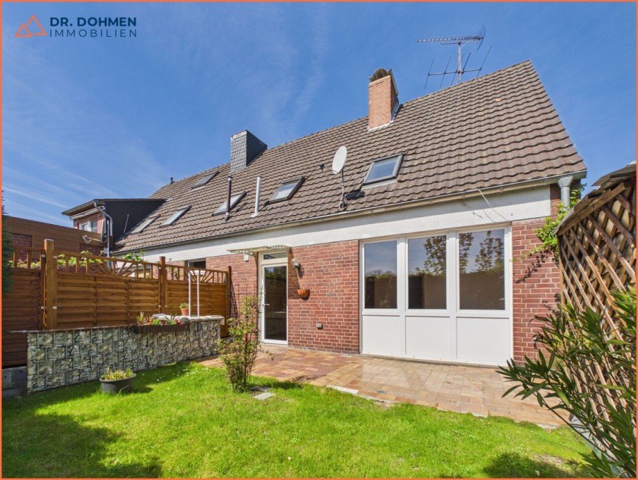 R�ckansicht Doppelhaush�lfte H�ckelhoven