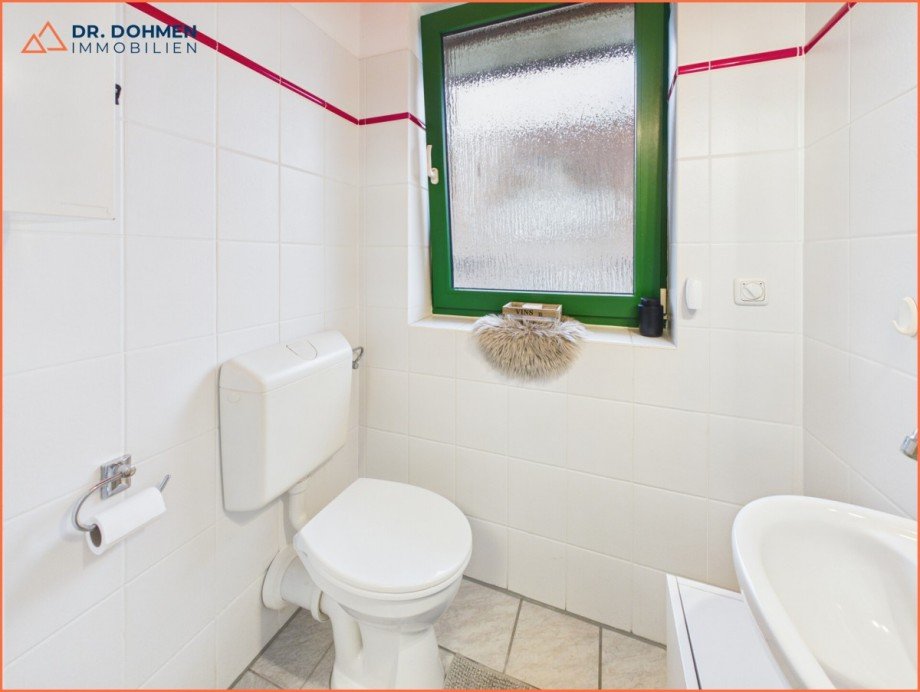 6. OG G�ste WC Mehrfamilienhaus Baesweiler