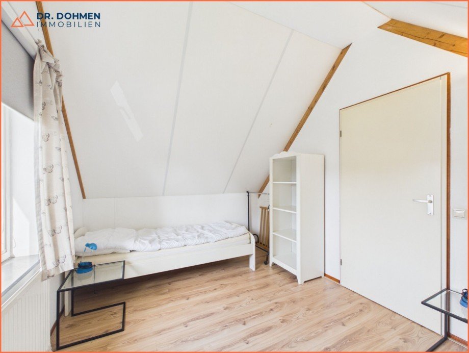 Schlafzimmer 1 (2) Einfamilienhaus Posterholt