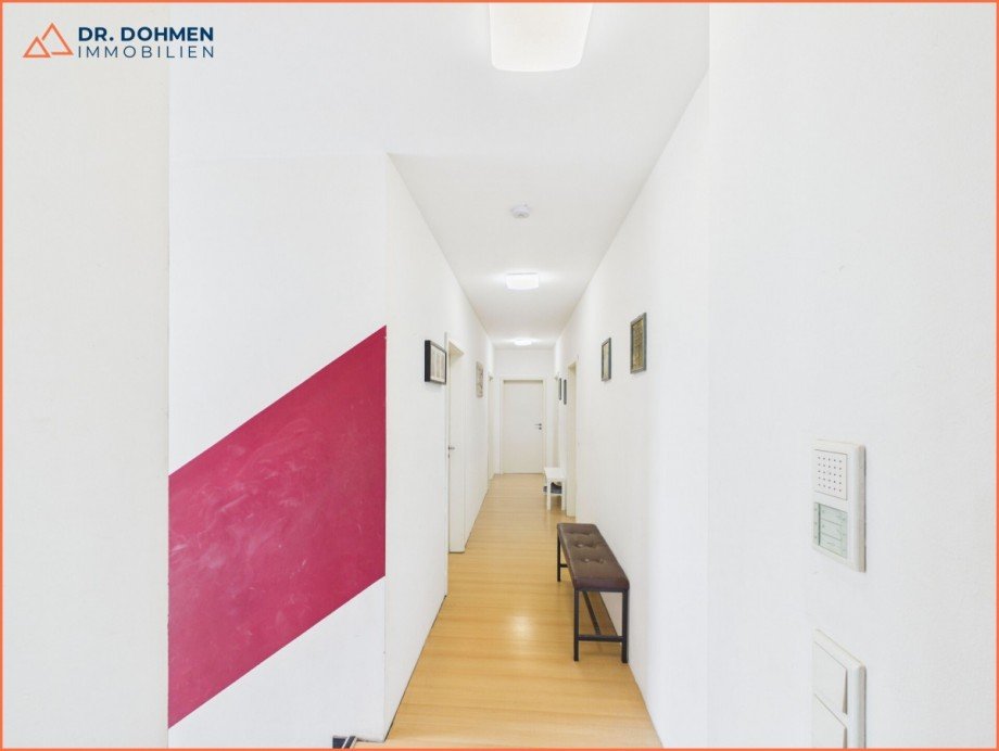 Flur OG Hauptwohnung Einfamilienhaus Gangelt-Breberen