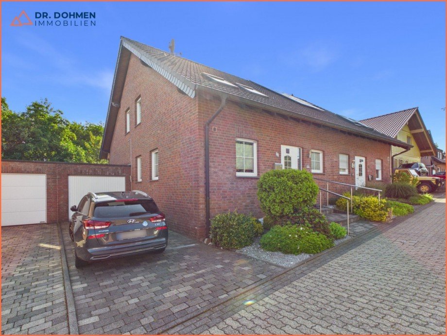 Front Doppelhaush�lfte Erkelenz / L�venich
