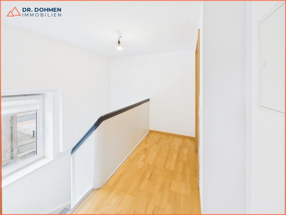 Diele 2.OG Reihenendhaus Heinsberg / Oberbruch