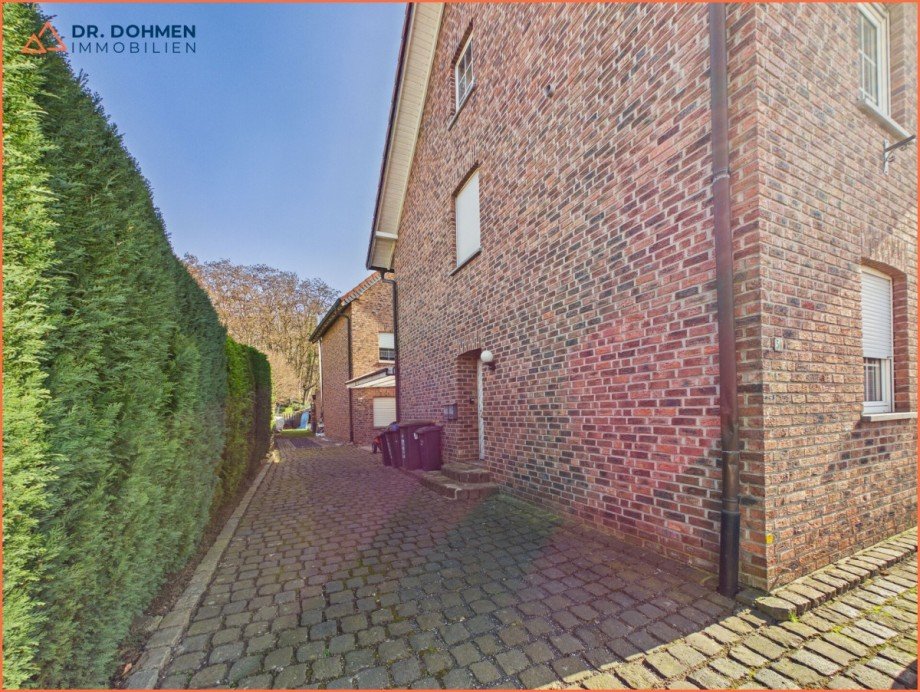 Weg Mehrfamilienhaus Heinsberg / Aphoven