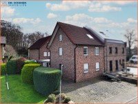Hauptbild Attraktives Immobilienensemble in Aphoven: Zwei Zweifamilienhäuser mit viel Potenzial