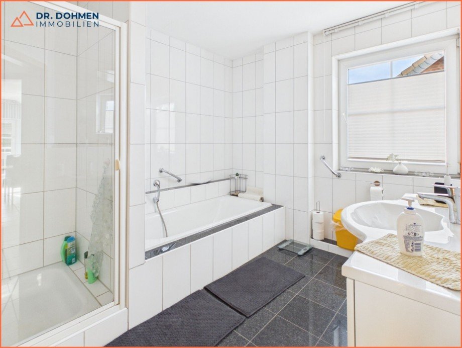 Badezimmer Doppelhaush�lfte Erkelenz / L�venich