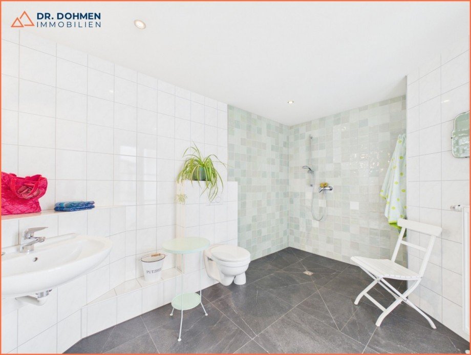 Badezimmer Haus 1 EG Zweifamilienhaus Heinsberg / Randerath