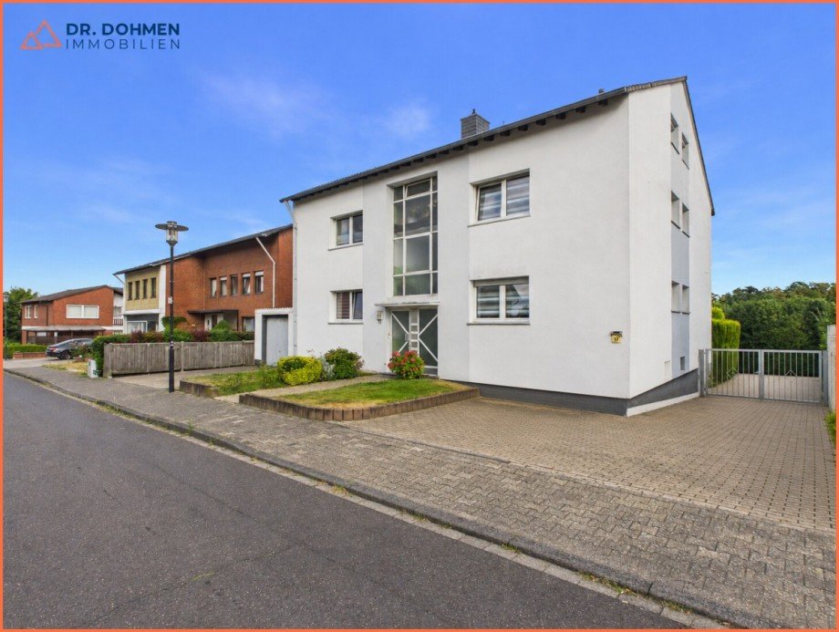 1.2a Titel Mehrfamilienhaus �bach-Palenberg