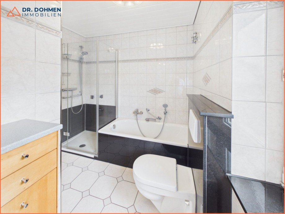 Badezimmer Doppelhaush�lfte Heinsberg
